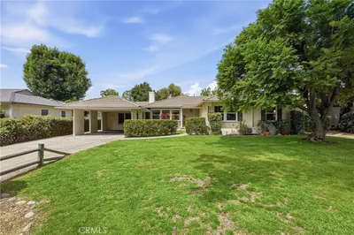 2407 Greenfield