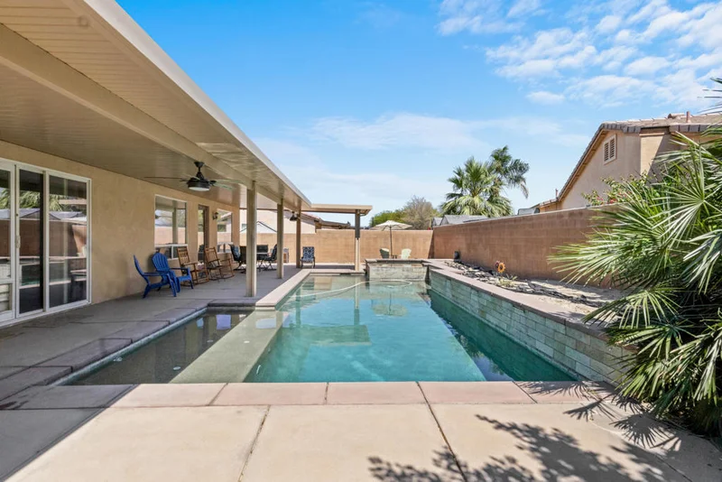 81083 Avenida Fayelynne