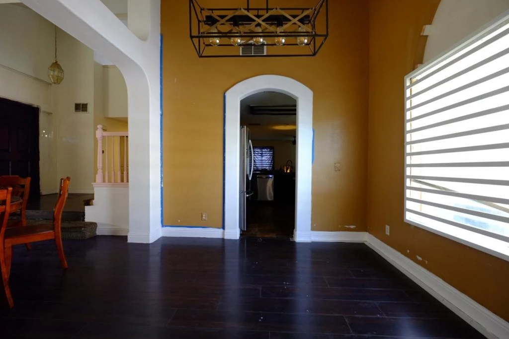 Interior 4