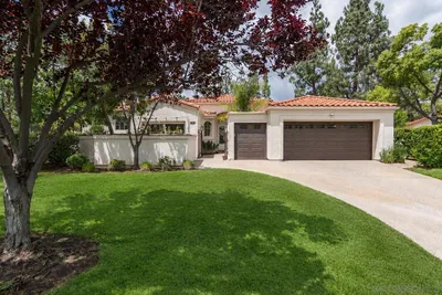 22905 Turnberry Court photo 2