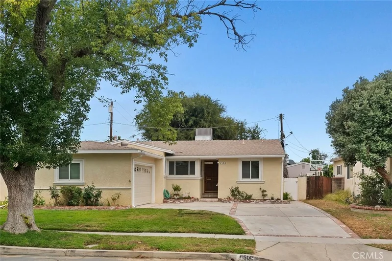 6500 Petit, Lake Balboa, CA 91406