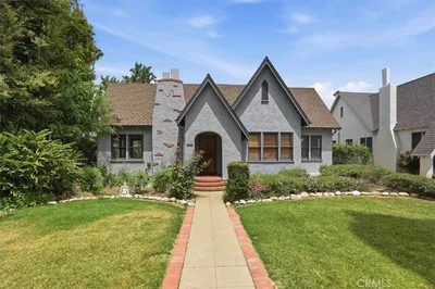 3589 Castle Reagh