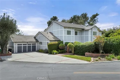1782 E Skyline Drive