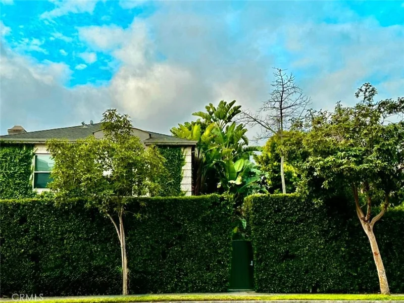 5962 San Vicente Boulevard 4, Los Angeles, CA 90019
