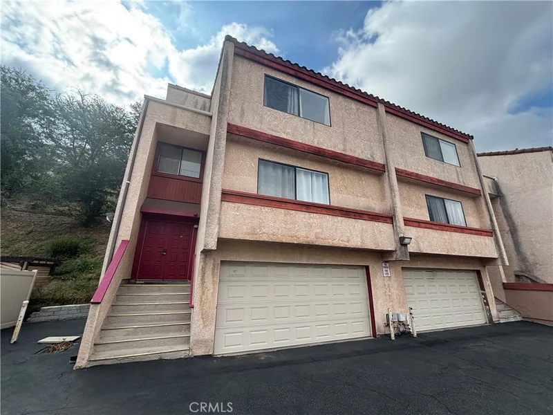 1030 S Garfield