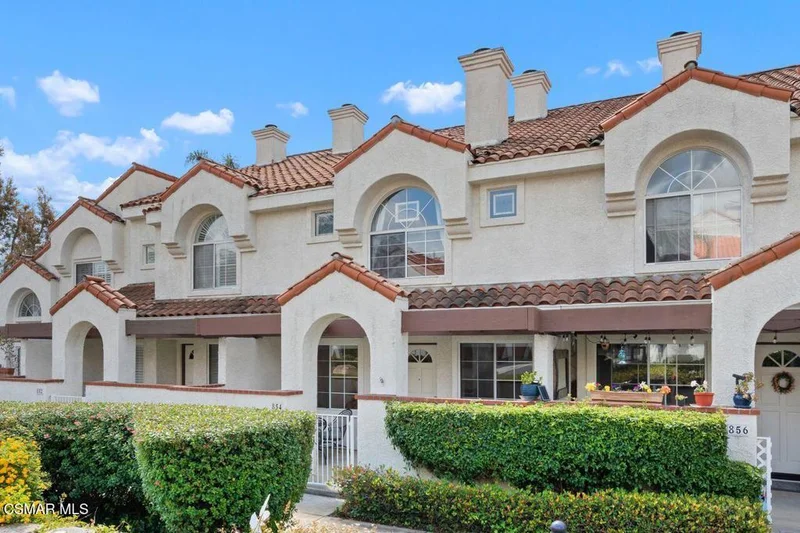 854 Calle Los Gatos, Camarillo, CA 93010