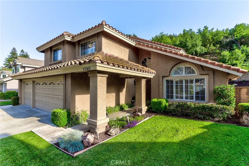 1560 Paseo Delores photo 2