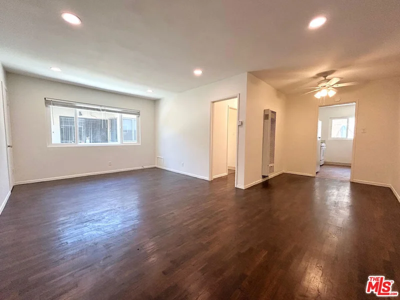 1146 N Formosa Avenue 8, West Hollywood, CA 90046