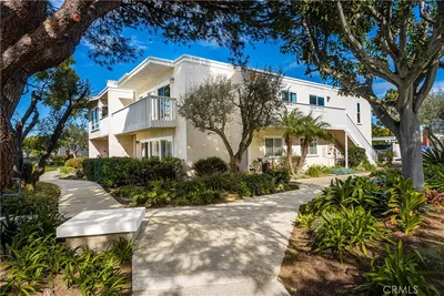 33615 Avenida Capri