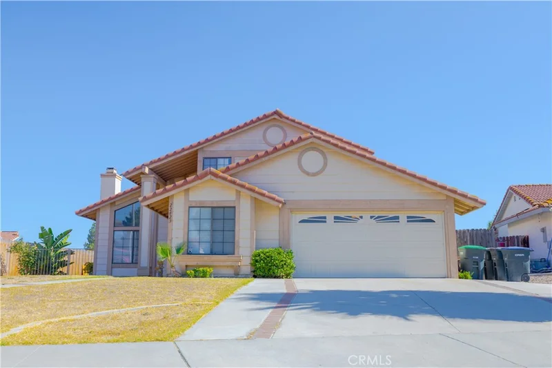 22823 Kuka Circle photo 2