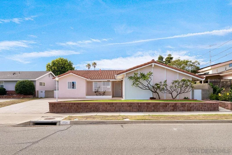 2716 Nansen Ave, San Diego, CA 92122