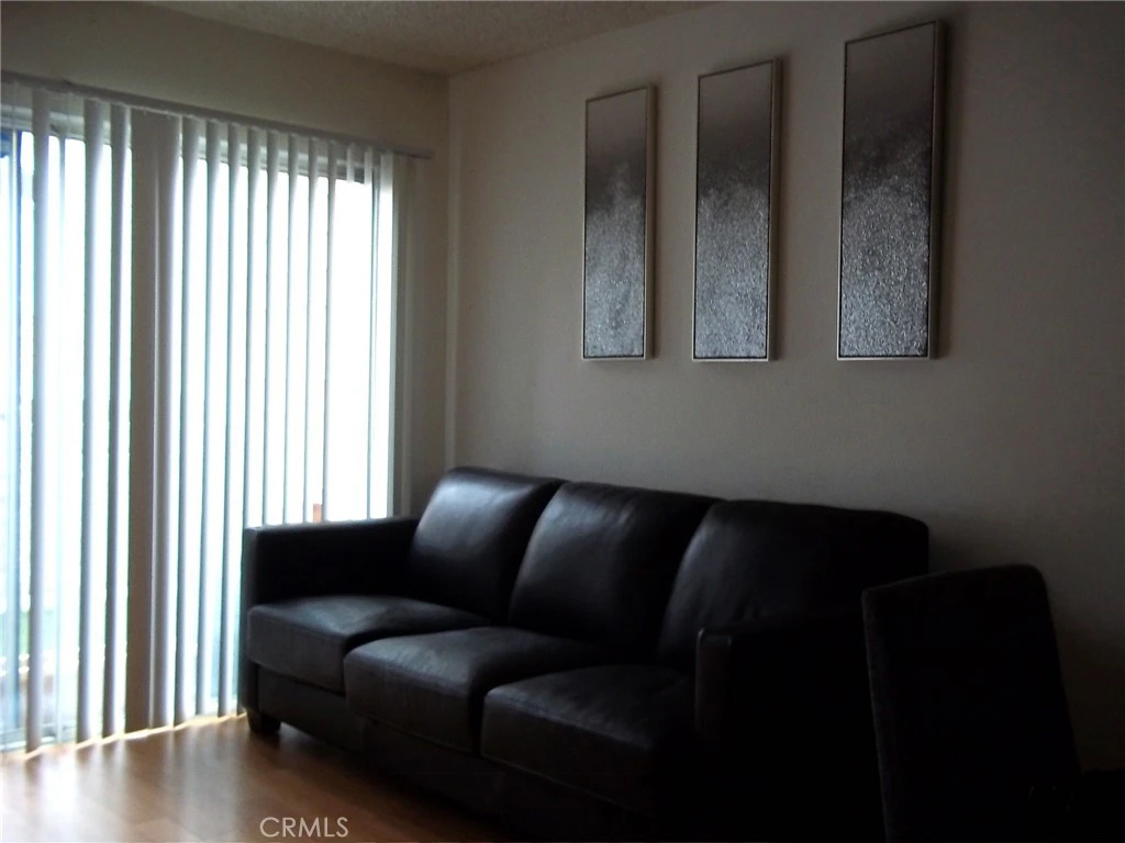 Interior 3