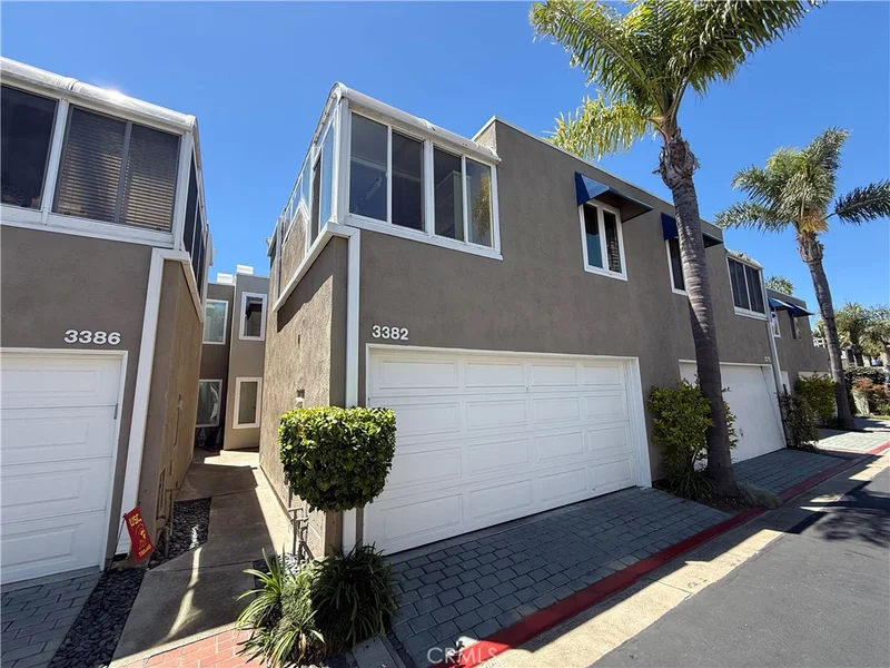 3382 Tempe Drive