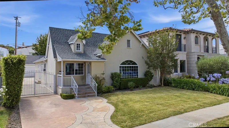 317 S Canon Drive, Beverly Hills, CA 90212