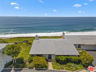 29700 Zuma Bay Way photo 2