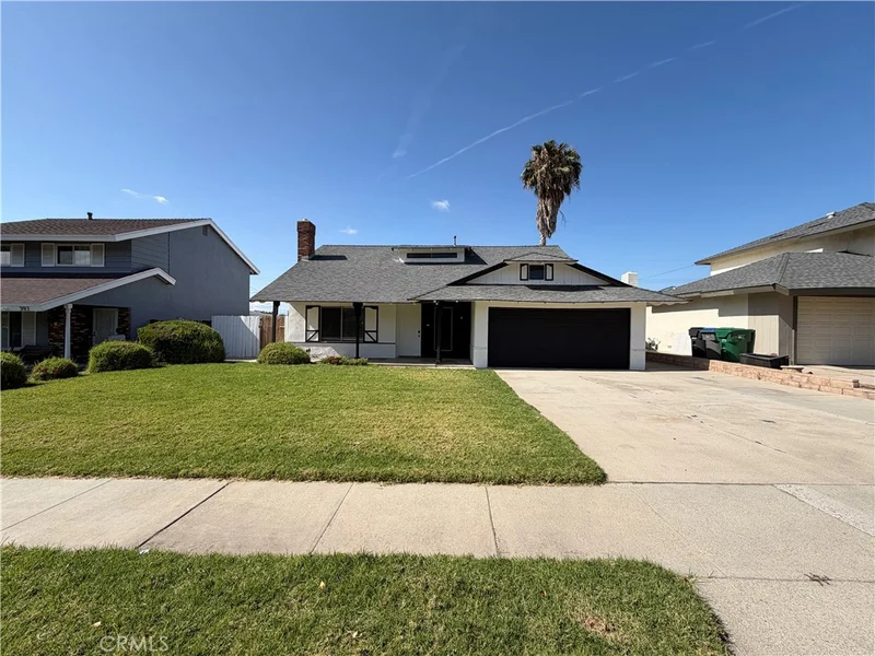 385 Burr Street