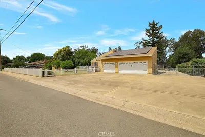 7474 Doc Adams Road photo 2