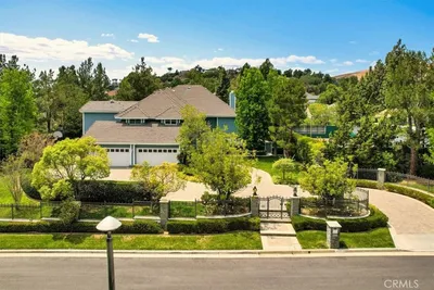 4085 Live Oak Lane