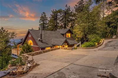 1134 Scenic Way