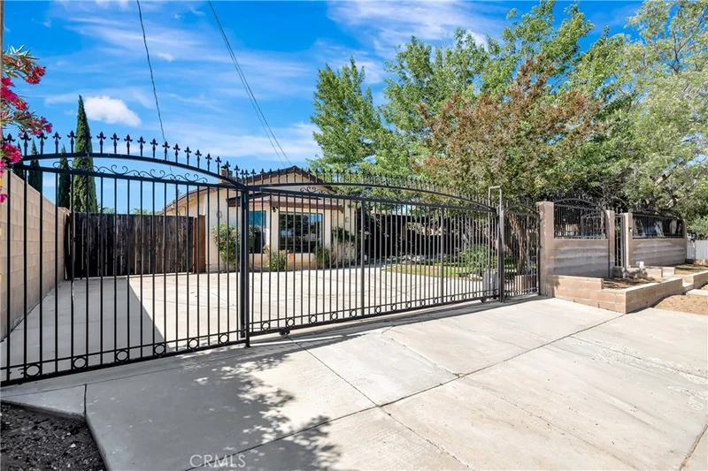 4528 W Avenue L4, Lancaster, CA 93536