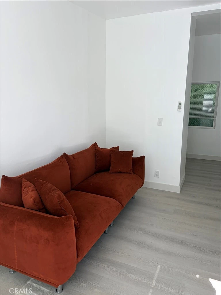 Interior 3