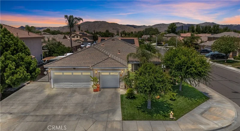 254 Percheron Court, San Jacinto, CA 92582