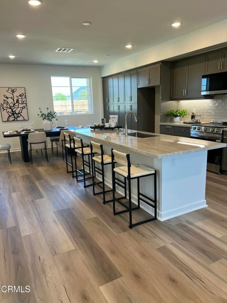 551 Via Vallarta, Camarillo, CA 93012