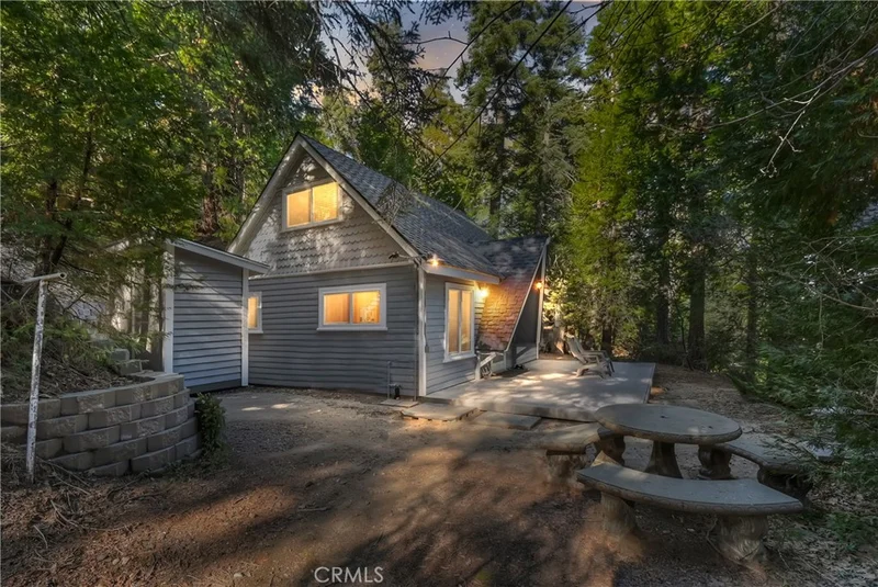 28999 Cedar Terrace