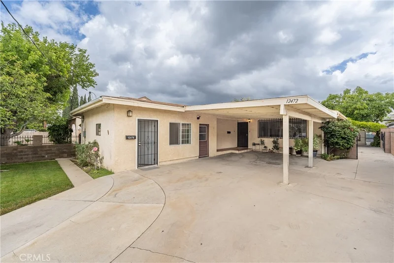 12470 Adelphia, San Fernando, CA 91340