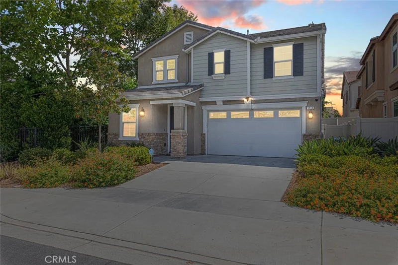 1115 S Magnolia