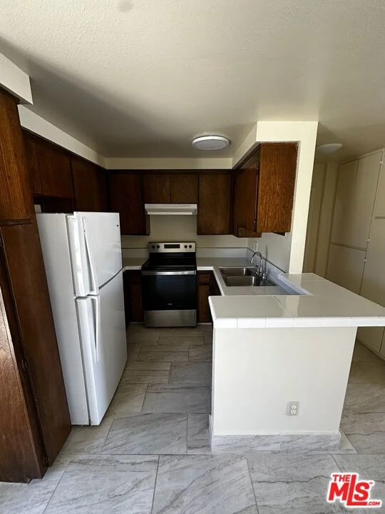 3422 Maricopa Street 219 photo 2