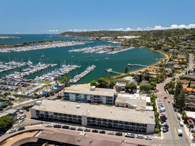 1021 Scott 101, San Diego, CA 92106