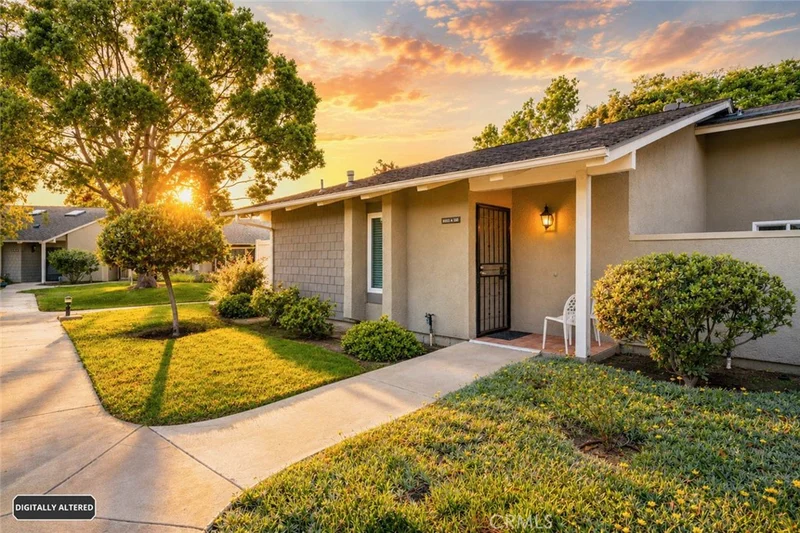 8932 Amador 1312A, Huntington Beach, CA 92646
