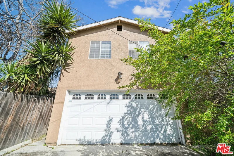 12221 Athens Way photo 2