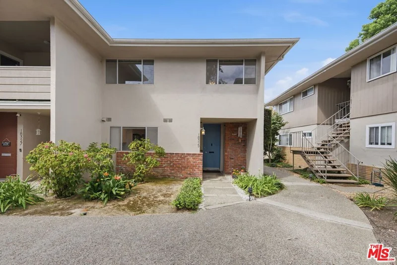 18329 Van Ness Avenue, Torrance, CA 90504
