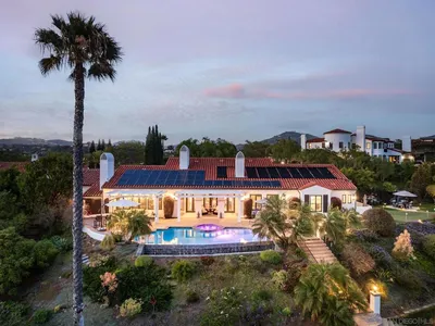 6171 Avenida Del Duque