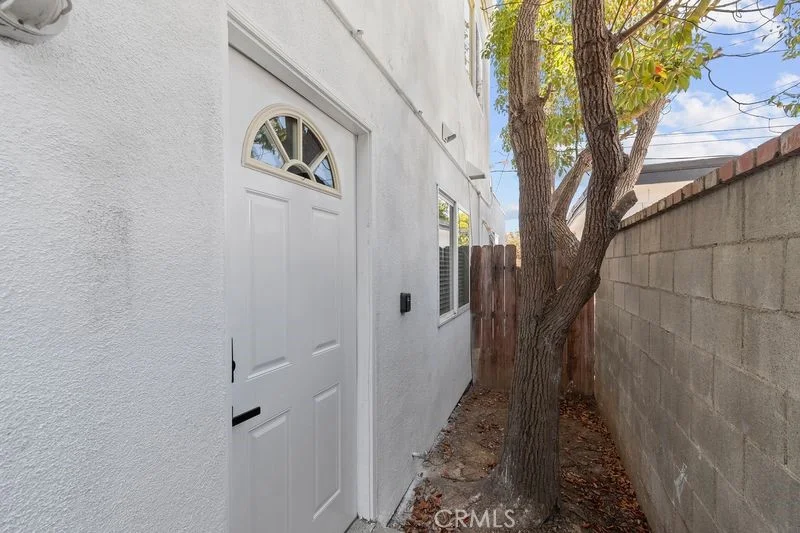 1578 S San Bernardino