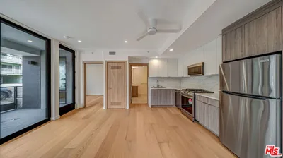 1257 N Detroit Street 103 photo 2
