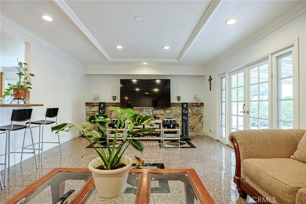 Interior 2