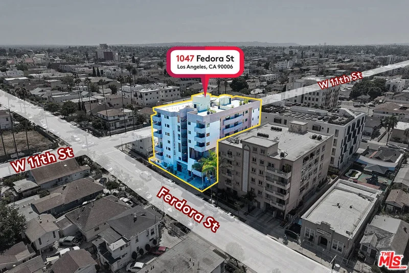 1047 Fedora Street 601