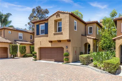 122 Paseo Vista