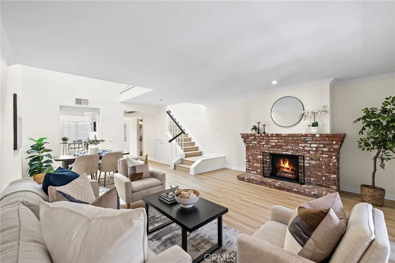 18692 Maplewood Cir, Huntington Beach, CA 92646