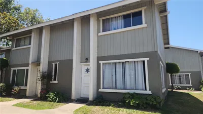 421 E Park