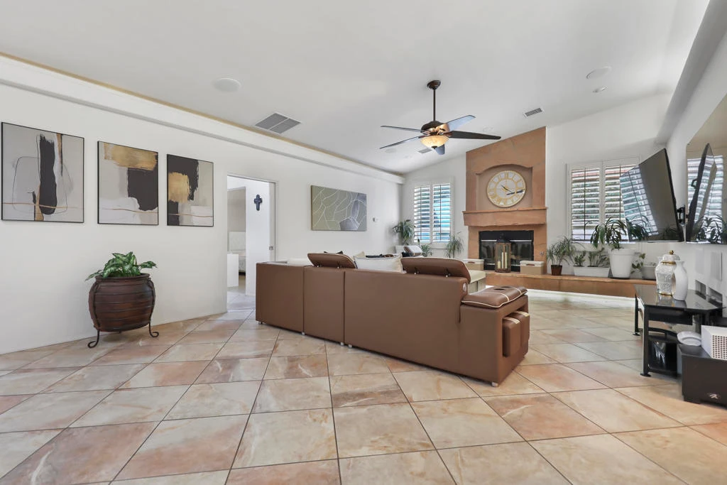 Photo 13 of 43920 Culebra Lane