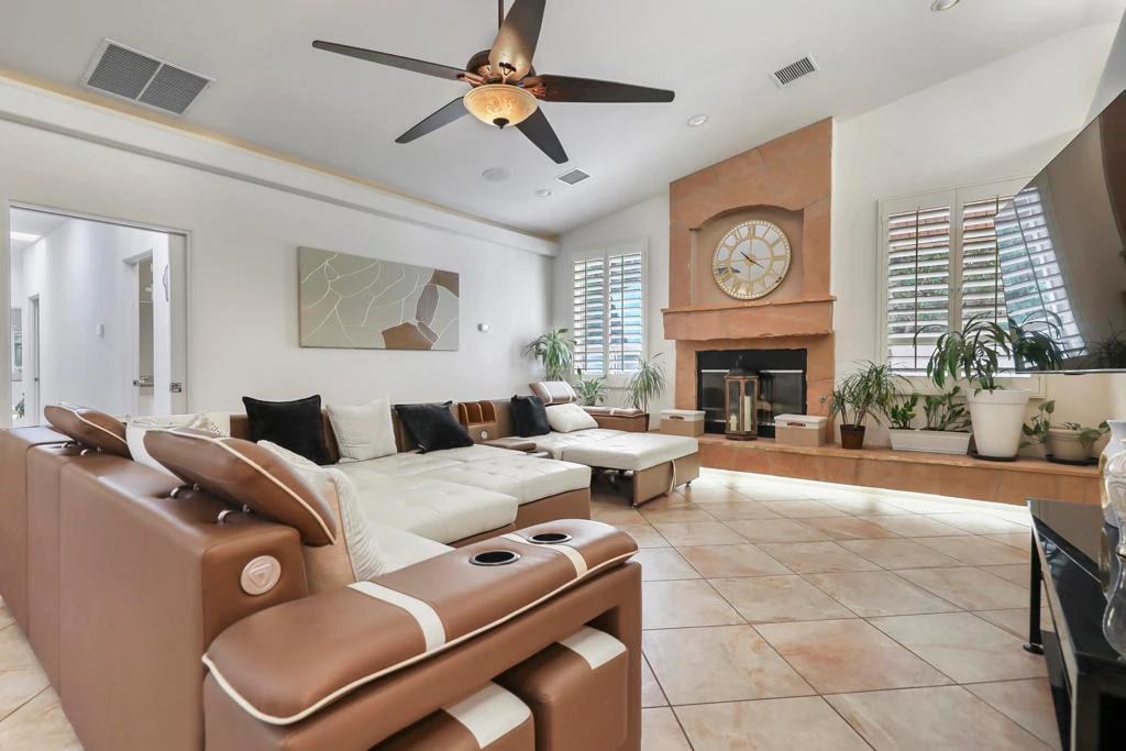 Photo 9 of 43920 Culebra Lane