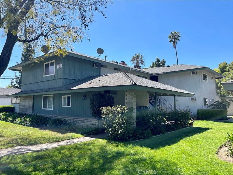 2064 Evergreen Street