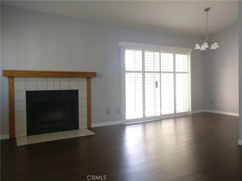 180 Greenmoor, Irvine, CA 92614