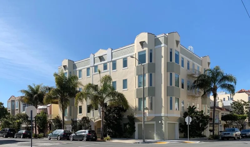 2200 Beach Street 304