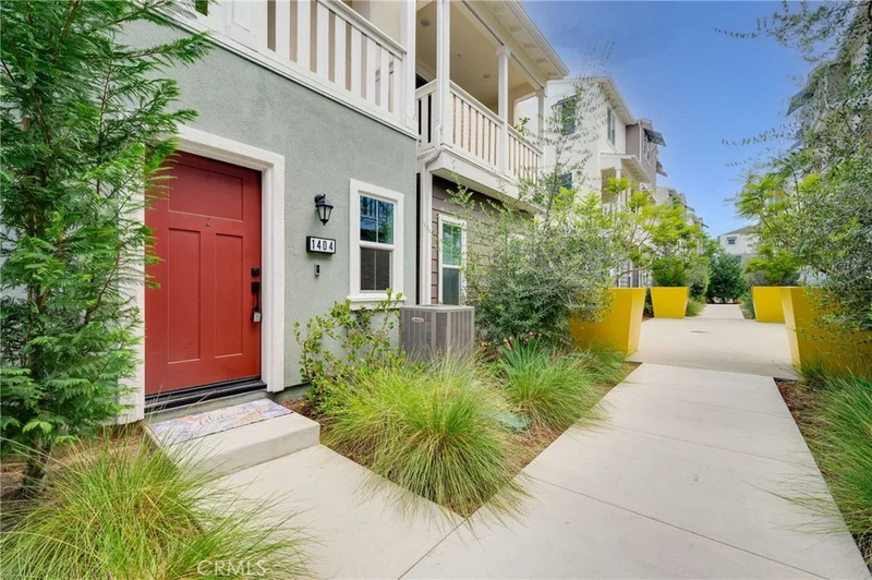 1404 Wingfoot, Carson, CA 90746