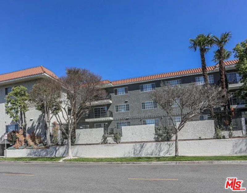 4140 Warner Boulevard 211, Burbank, CA 91505
